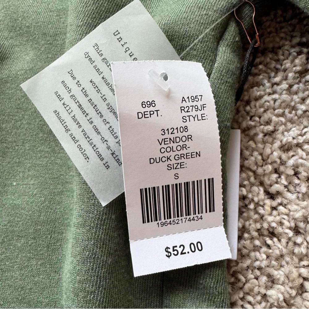 Green Taylor Swift Sweatshirt - Picture 3 of 3